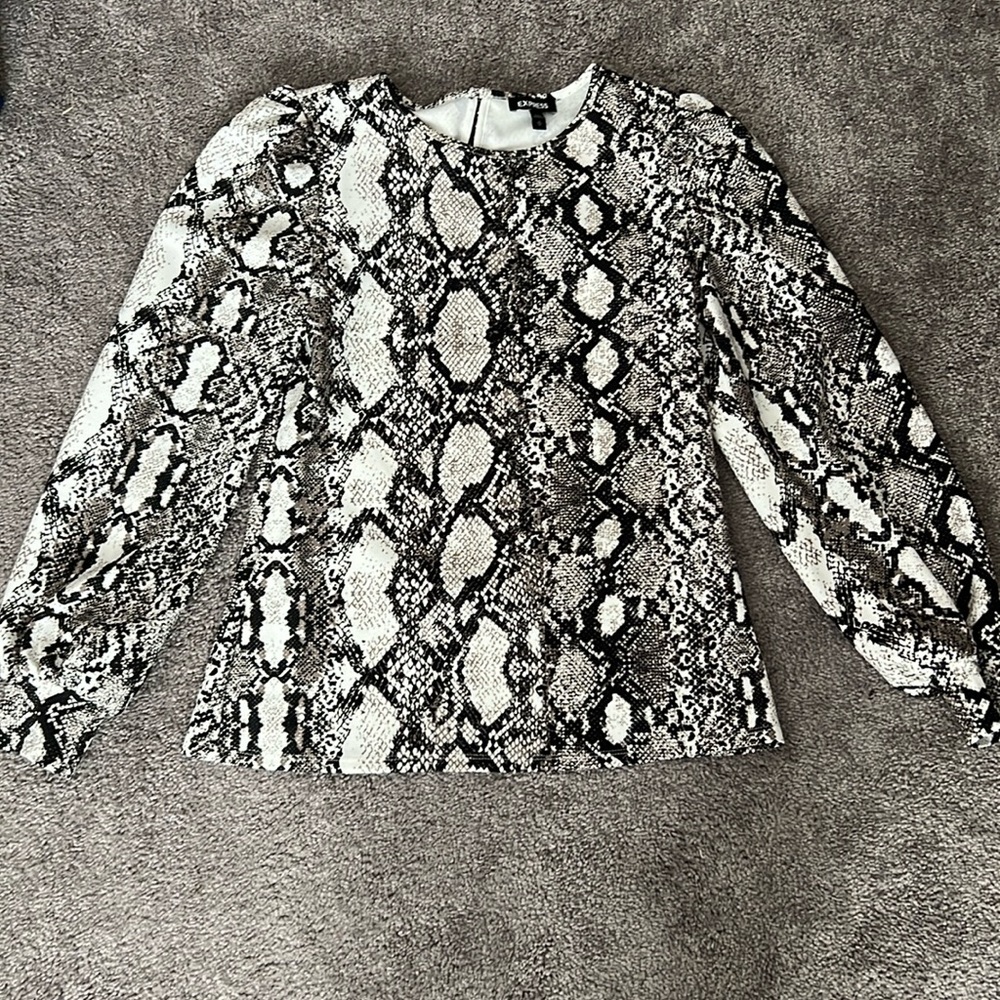 Express Snake Print L/S